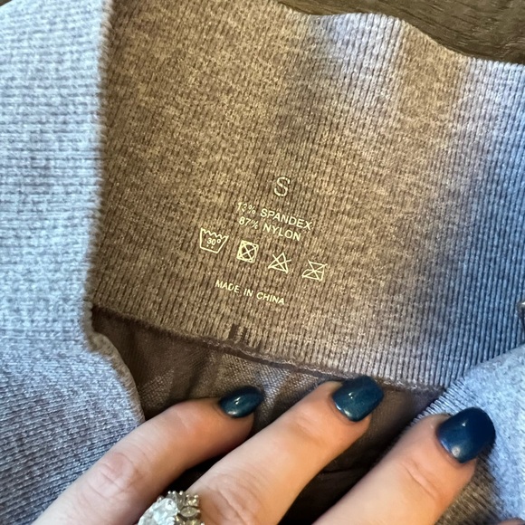 SOLD!!!! NVGTN shorts small NWT - Picture 3 of 3